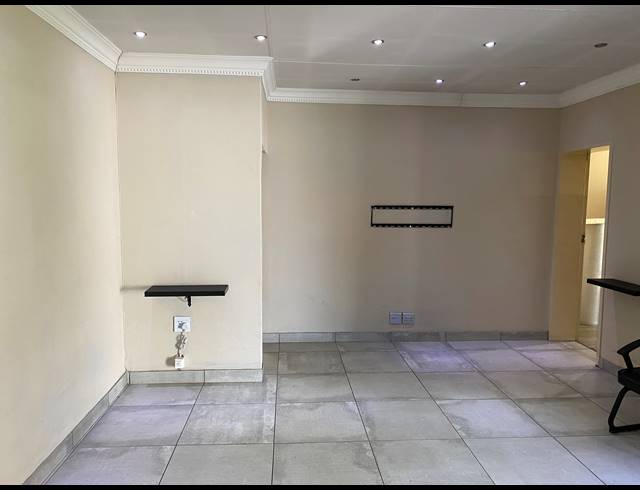 3 BEDROOM FREEHOLD FOR SALE IN COMET
